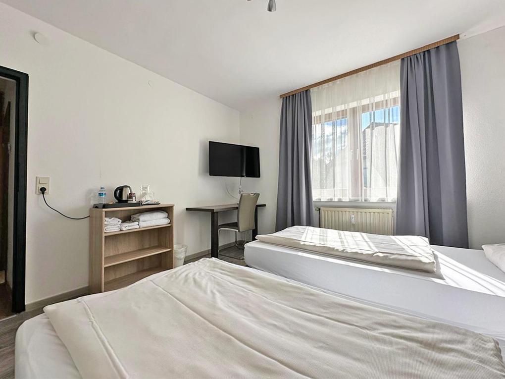 Hotel Rennekamp ออยเทน ภายนอก รูปภาพ