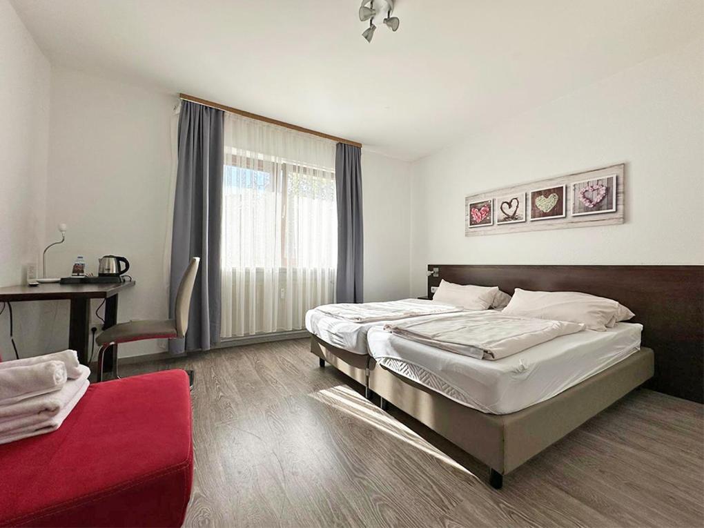 Hotel Rennekamp ออยเทน ภายนอก รูปภาพ